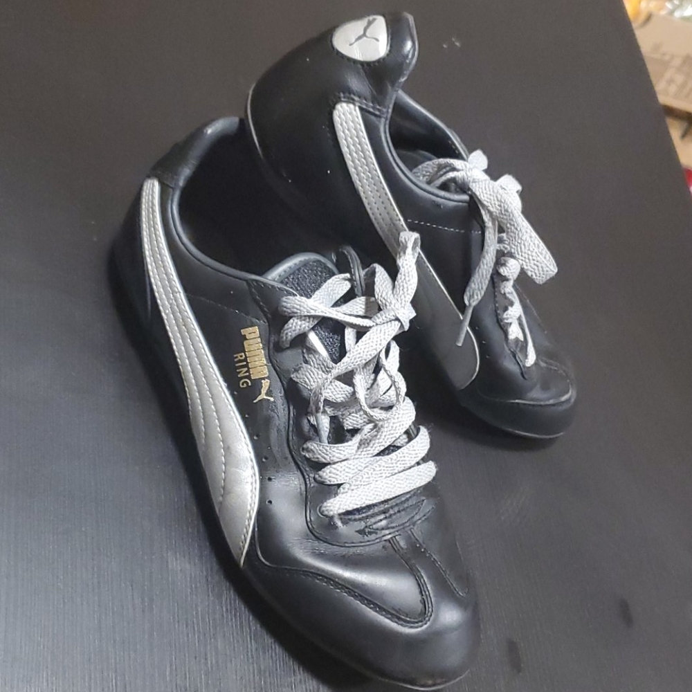 Black and Silver Puma "Ring" runners